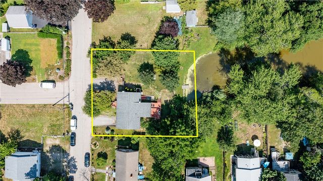 41 Mount View Avenue, North Kingstown, RI 02852