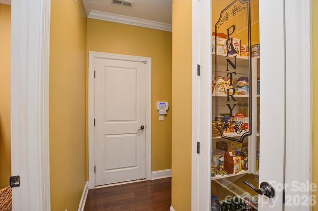 16402 Doves Canyon Lane, Charlotte, NC 28278