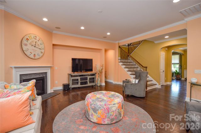 16402 Doves Canyon Lane, Charlotte, NC 28278