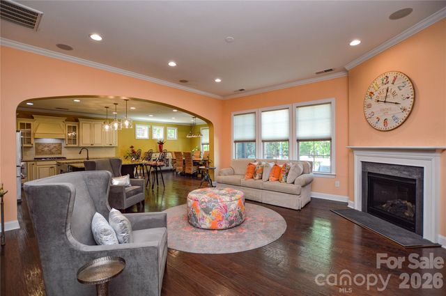 16402 Doves Canyon Lane, Charlotte, NC 28278