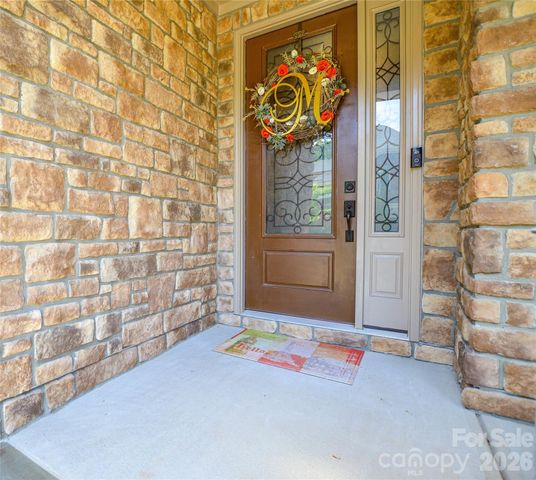 16402 Doves Canyon Lane, Charlotte, NC 28278