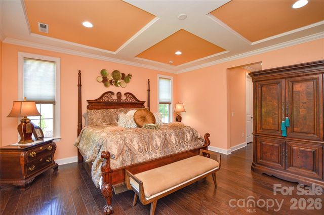 16402 Doves Canyon Lane, Charlotte, NC 28278