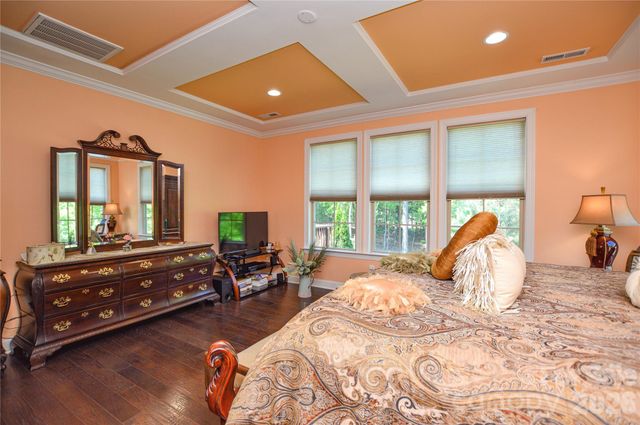 16402 Doves Canyon Lane, Charlotte, NC 28278