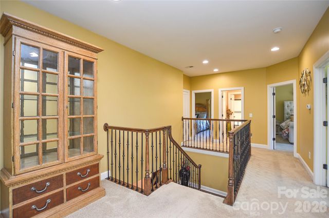 16402 Doves Canyon Lane, Charlotte, NC 28278