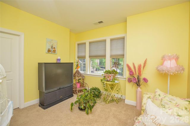 16402 Doves Canyon Lane, Charlotte, NC 28278