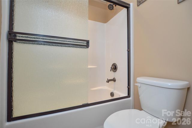 16402 Doves Canyon Lane, Charlotte, NC 28278