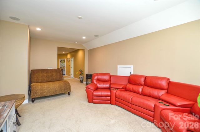 16402 Doves Canyon Lane, Charlotte, NC 28278