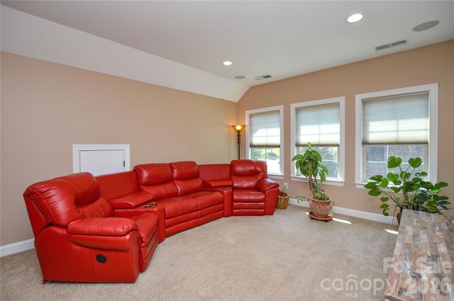 16402 Doves Canyon Lane, Charlotte, NC 28278