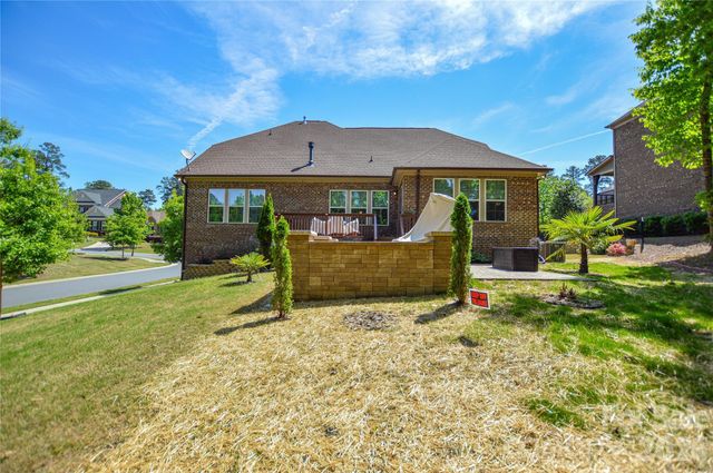 16402 Doves Canyon Lane, Charlotte, NC 28278