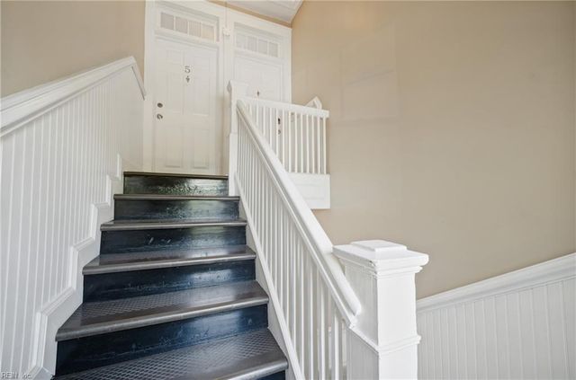 1323 Colonial Ave Apt 6, Norfolk, VA 23517