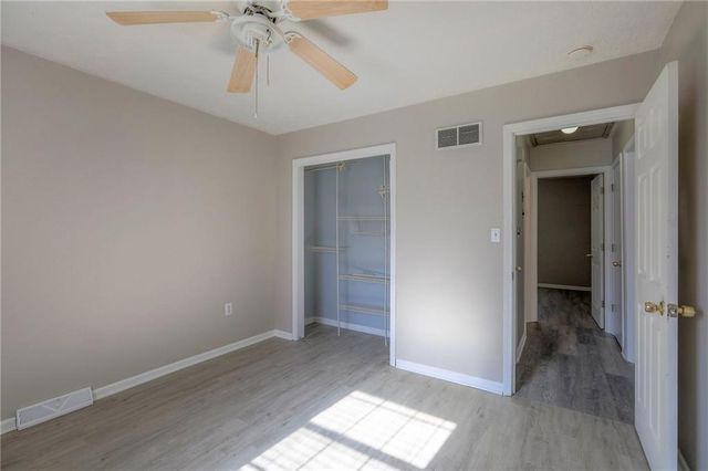 9404-9406 E 83 Street, Raytown, MO 64138