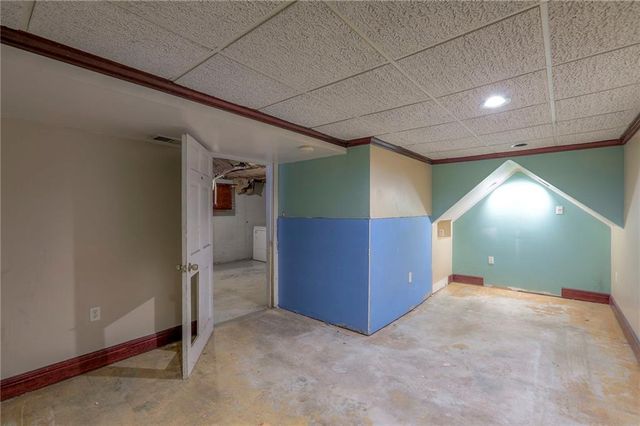 9404-9406 E 83 Street, Raytown, MO 64138