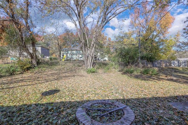 9404-9406 E 83 Street, Raytown, MO 64138