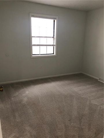 9404-9406 E 83 Street, Raytown, MO 64138