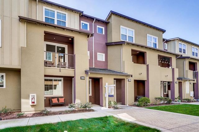 1369 Coyote Creek Way, Milpitas, CA 95035