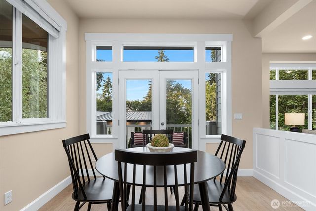 16125 SE 44th Way, Bellevue, WA 98006