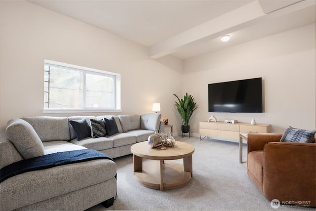 16125 SE 44th Way, Bellevue, WA 98006