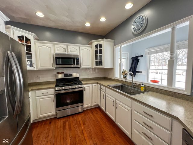 23048 Pocket Road, Batesville, IN 47006