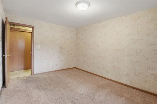 52 Thornton Road, Worcester, MA 01606