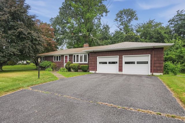 52 Thornton Road, Worcester, MA 01606