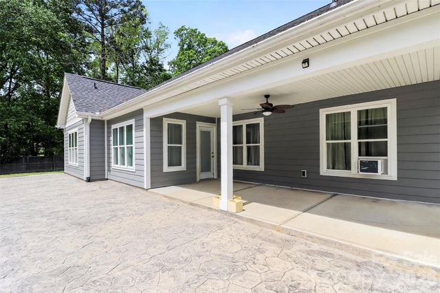 110 E Sunset Drive, Locust, NC 28097