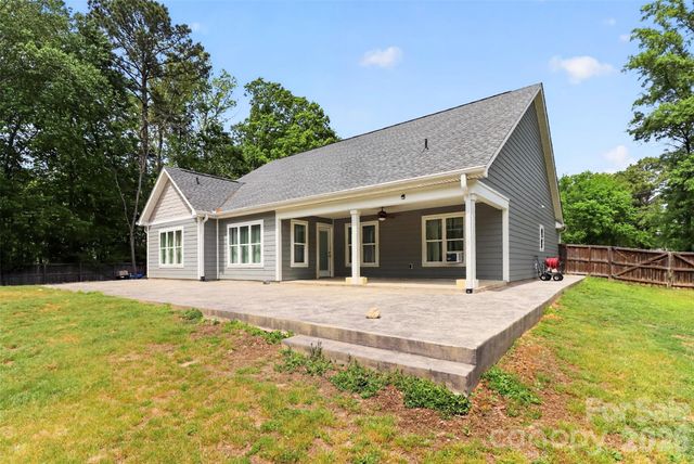 110 E Sunset Drive, Locust, NC 28097