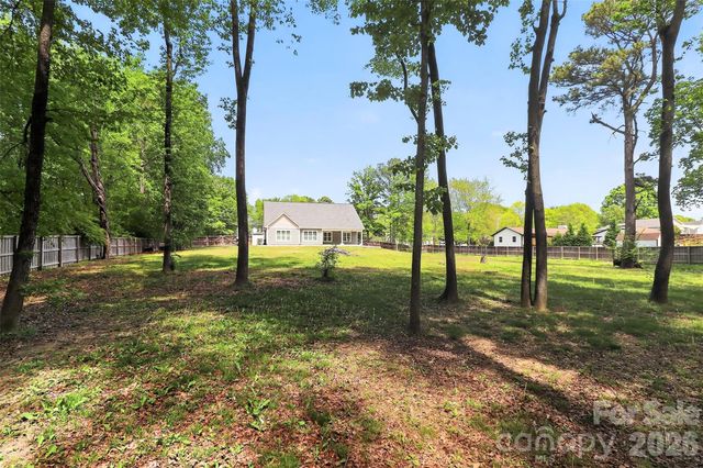 110 E Sunset Drive, Locust, NC 28097