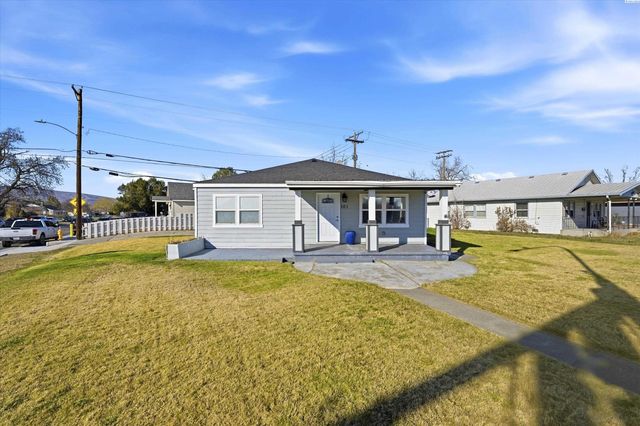 101 George Washington Way, Richland, WA 99352