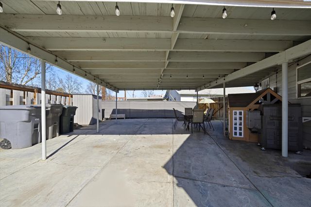 101 George Washington Way, Richland, WA 99352