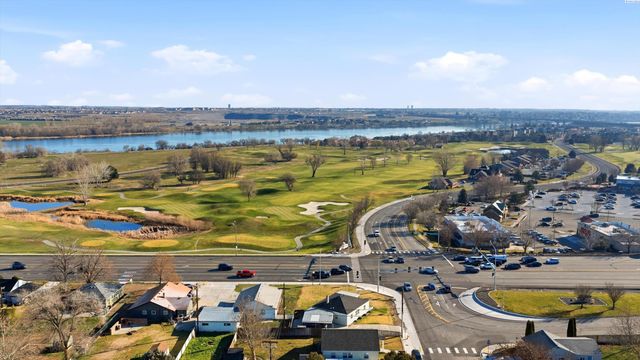 101 George Washington Way, Richland, WA 99352