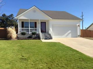 1709 Chadwick Cove, Louisburg, KS 66053
