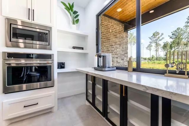 51 Road 6613, Dayton, TX 77535