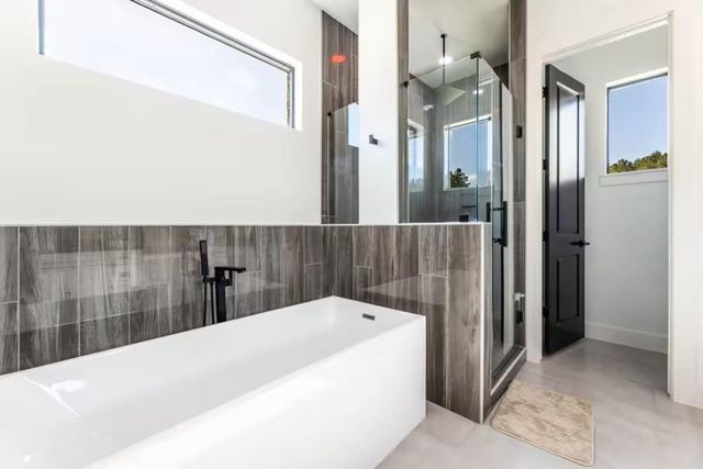 51 Road 6613, Dayton, TX 77535