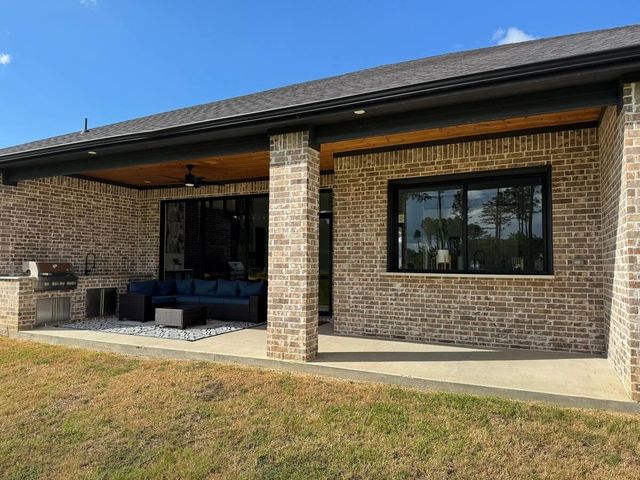 51 Road 6613, Dayton, TX 77535