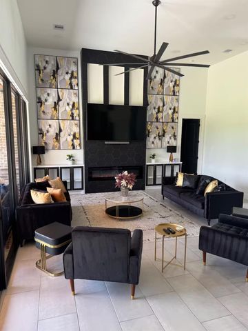 51 Road 6613, Dayton, TX 77535