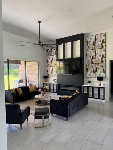 51 Road 6613, Dayton, TX 77535