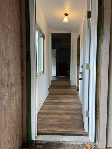 381 Pleasant St, Leicester, MA 01524