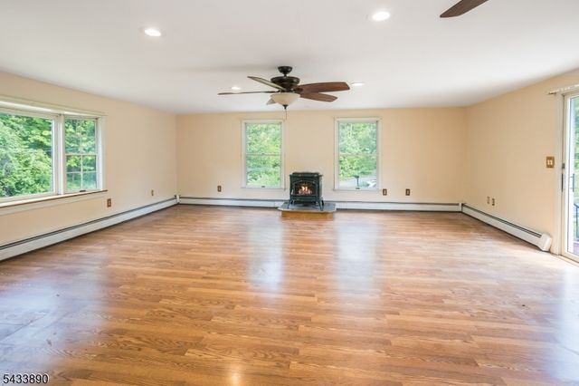 50 Clinton Rd, West Milford Twp., NJ 07435