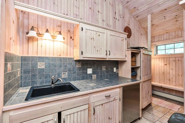 215 General Miller Road, Peterborough, NH 03458