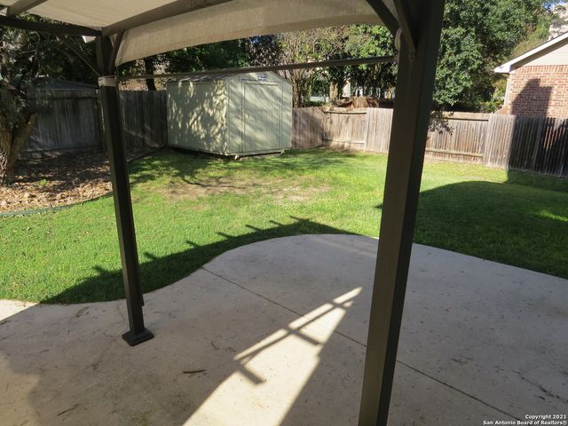 519 GINSBERG DR, Schertz, TX 78154