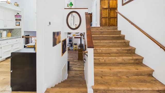 11858 Campo Seco Rd., Sonora, CA 95370
