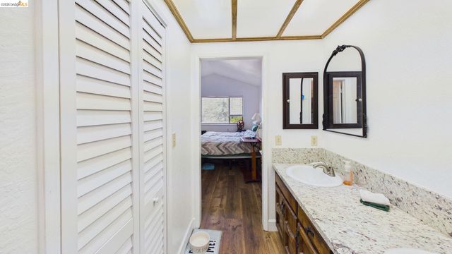 11858 Campo Seco Rd., Sonora, CA 95370