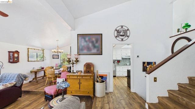 11858 Campo Seco Rd., Sonora, CA 95370