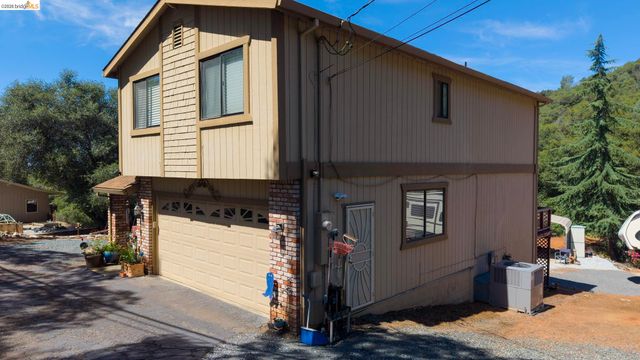 11858 Campo Seco Rd., Sonora, CA 95370