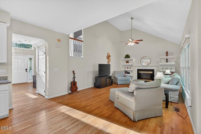 115 Lonebrook Drive, Chapel Hill, NC 27516