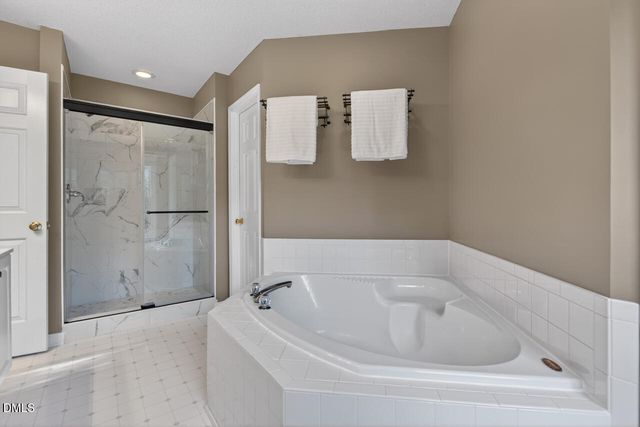 115 Lonebrook Drive, Chapel Hill, NC 27516