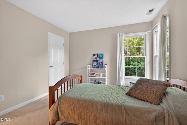 115 Lonebrook Drive, Chapel Hill, NC 27516