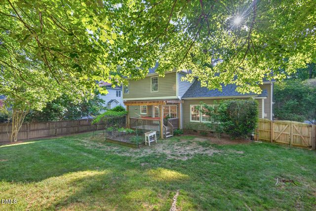 115 Lonebrook Drive, Chapel Hill, NC 27516