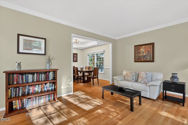 115 Lonebrook Drive, Chapel Hill, NC 27516