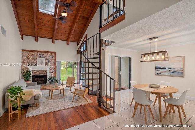 9367 SW 1st Street 808, Plantation, FL 33324
